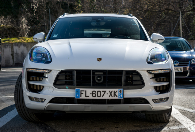 Porsche 95B Macan GTS