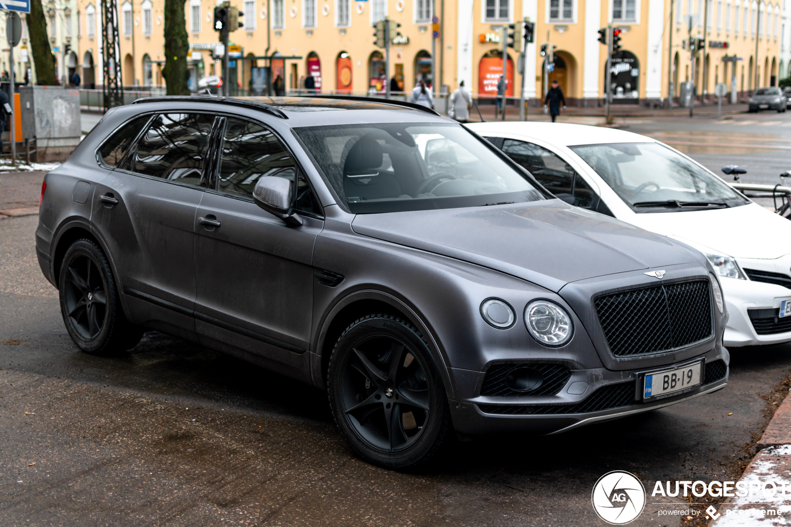 Bentley Bentayga Hybrid