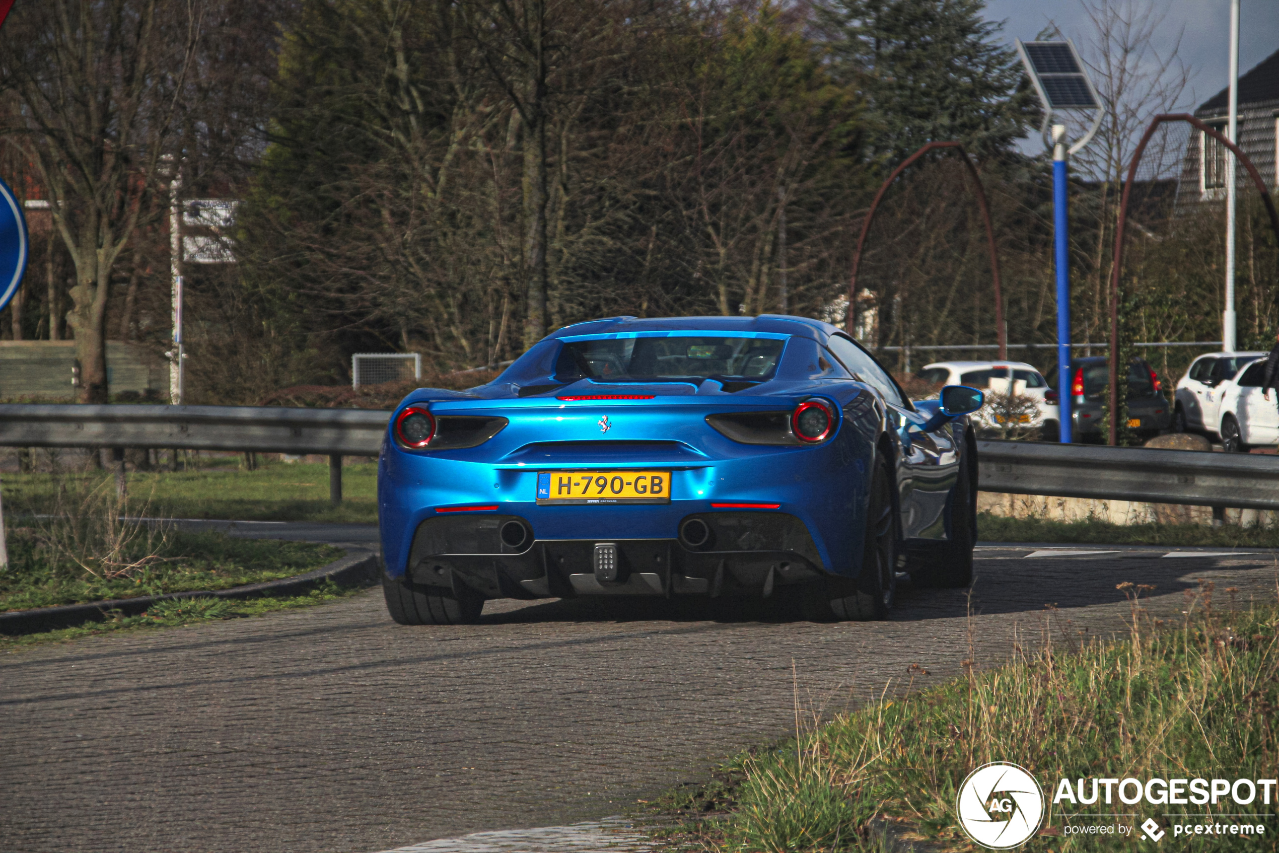 Ferrari 488 Spider