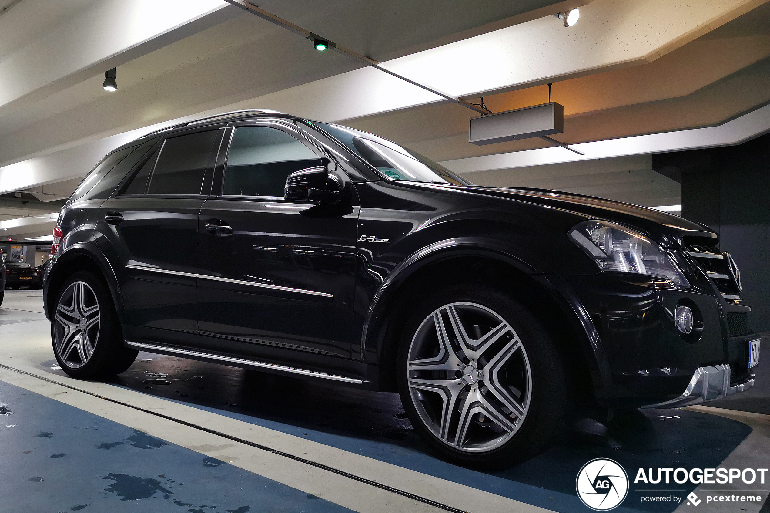 Mercedes-Benz ML 63 AMG 10th Anniversary