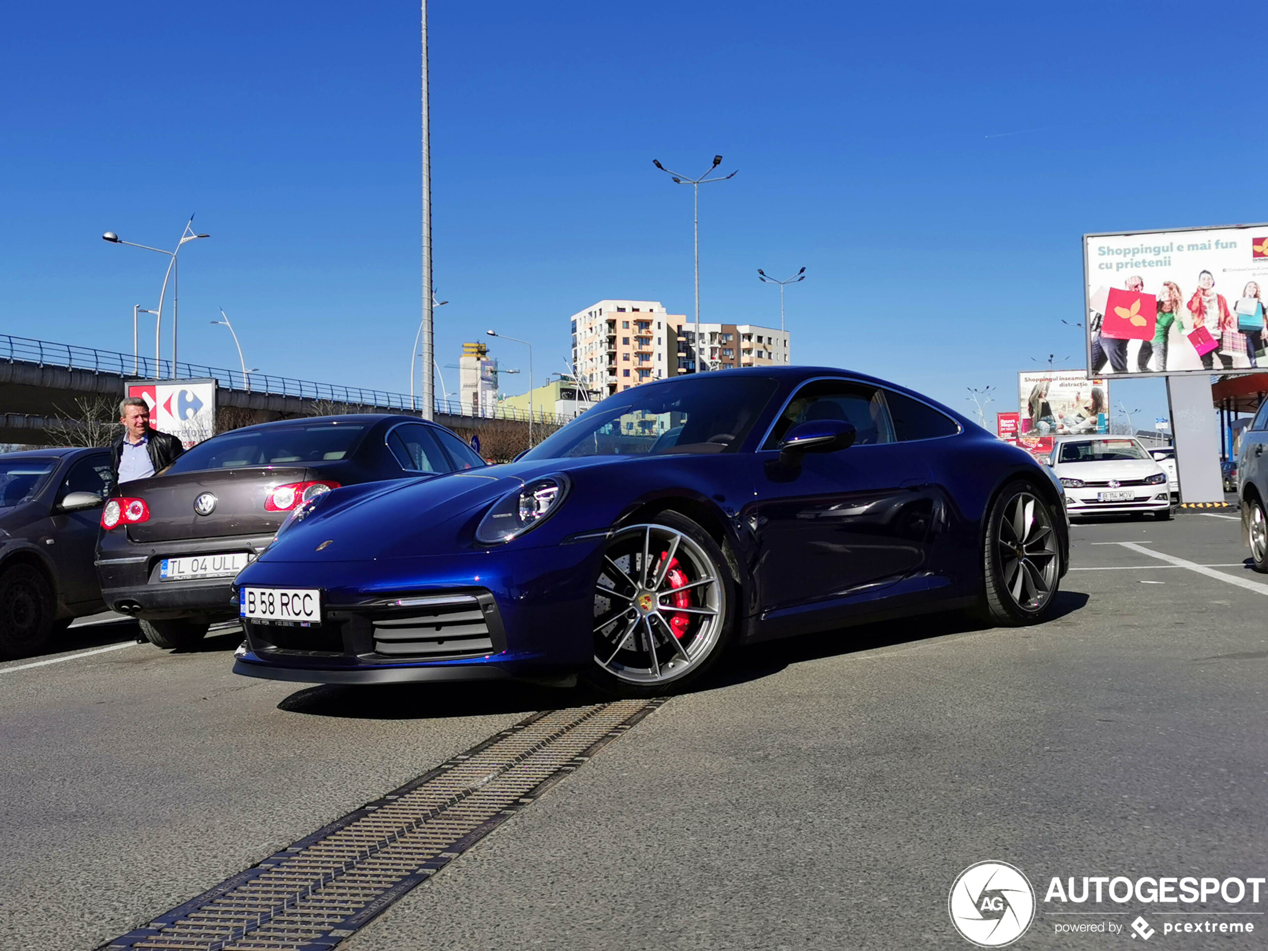 Porsche 992 Carrera 4S