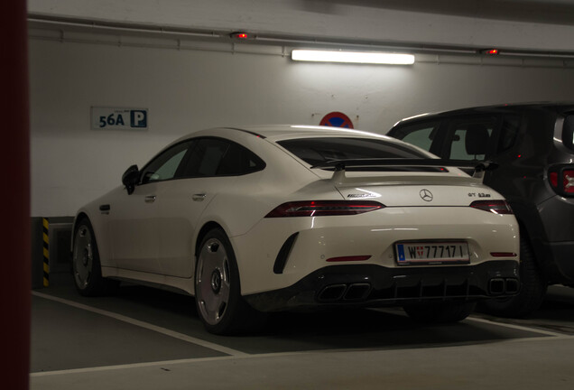 Mercedes-AMG GT 63 S X290