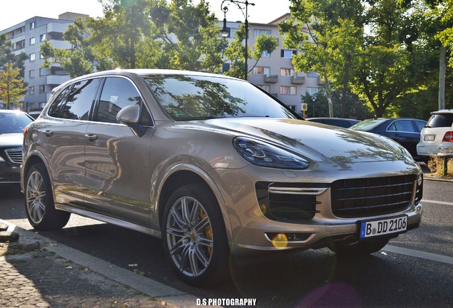 Porsche 958 Cayenne Turbo S MkII