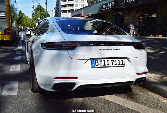 Porsche 971 Panamera Turbo