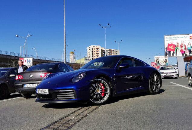 Porsche 992 Carrera 4S