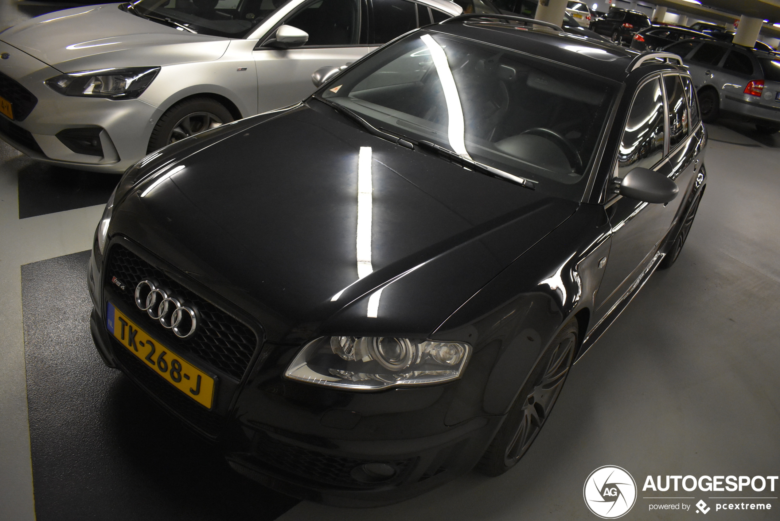 Audi RS4 Avant B7