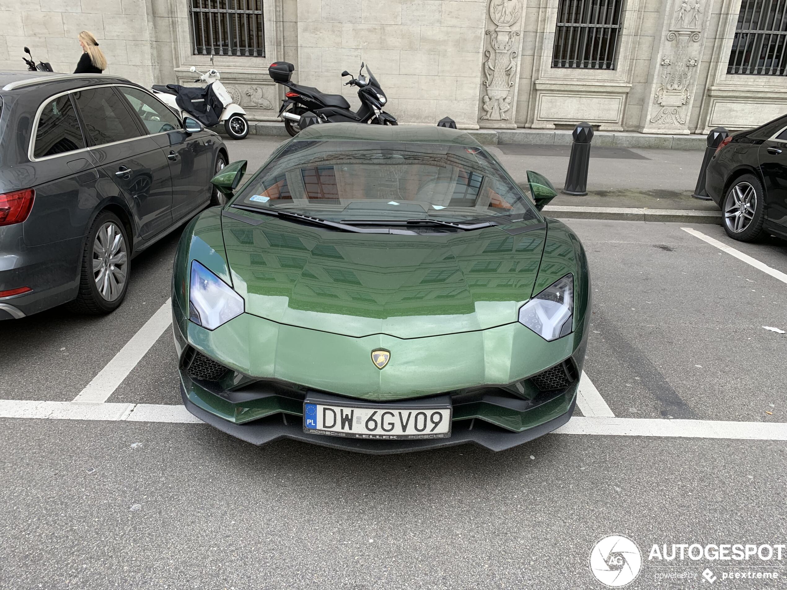 Lamborghini Aventador S LP740-4