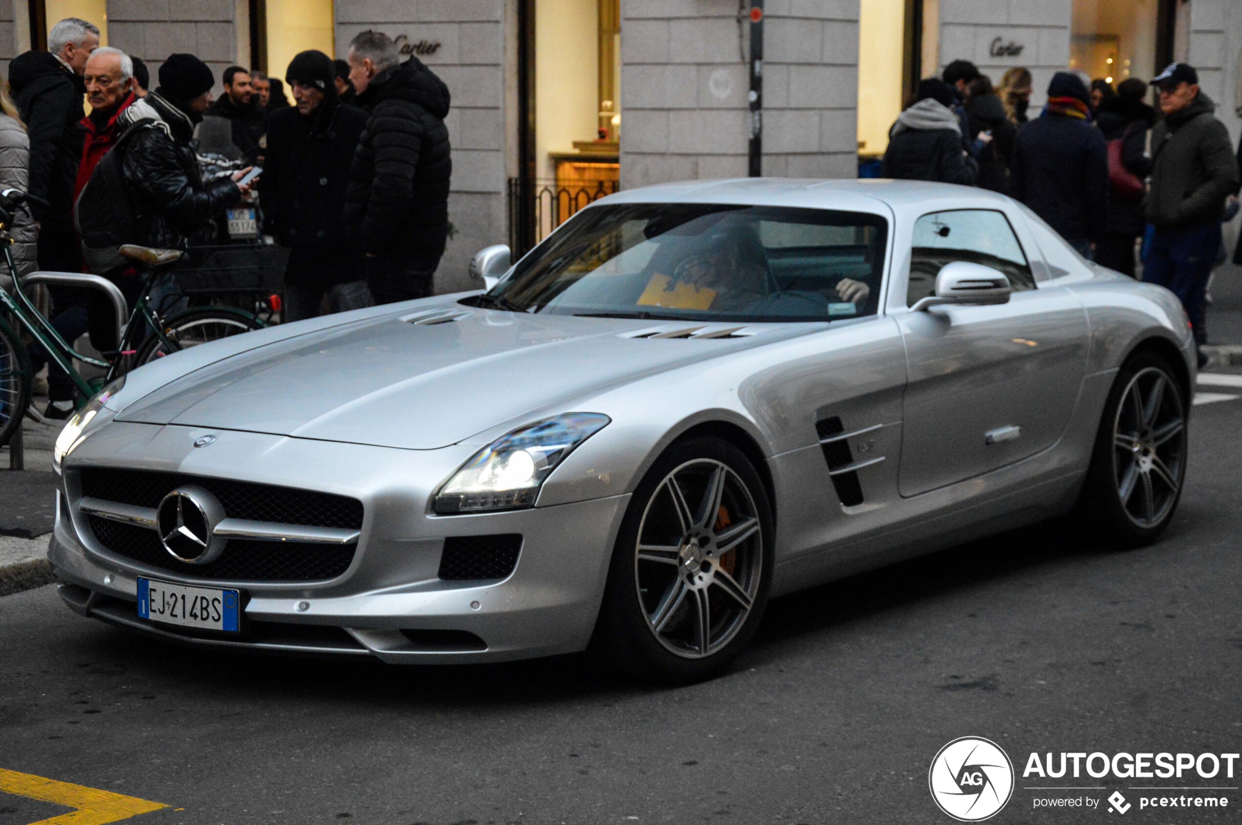 Mercedes-Benz SLS AMG