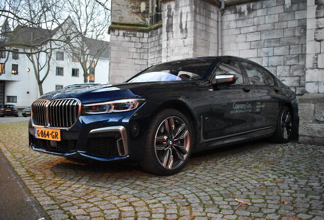 BMW M760Li xDrive 2019