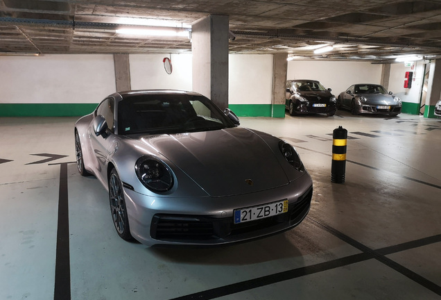 Porsche 992 Carrera 4S