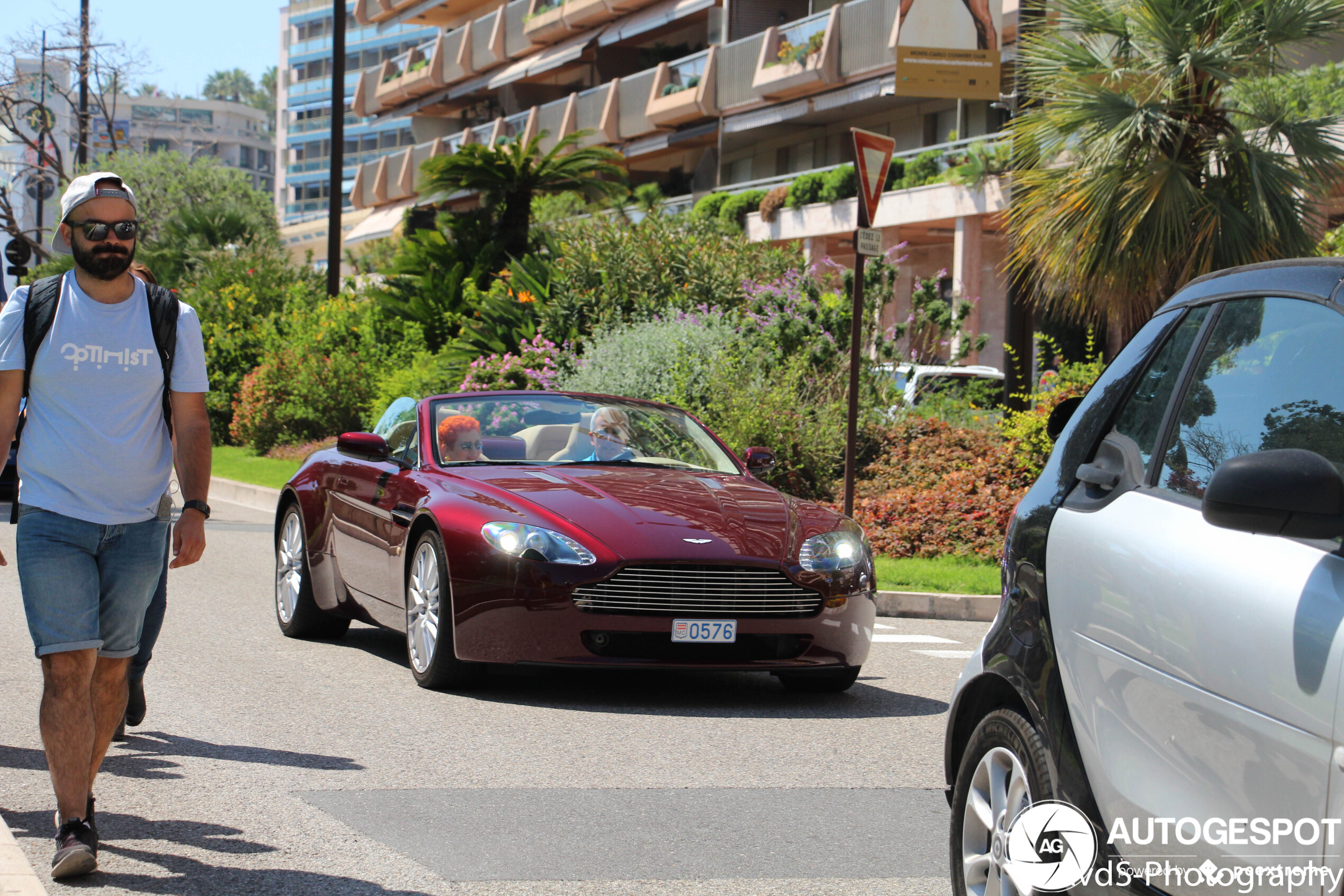 Aston Martin V8 Vantage Roadster