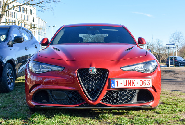 Alfa Romeo Giulia Quadrifoglio