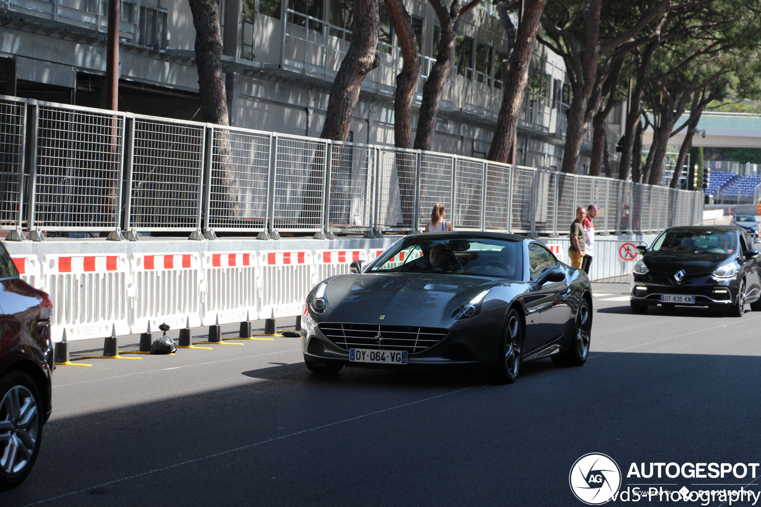 Ferrari California T