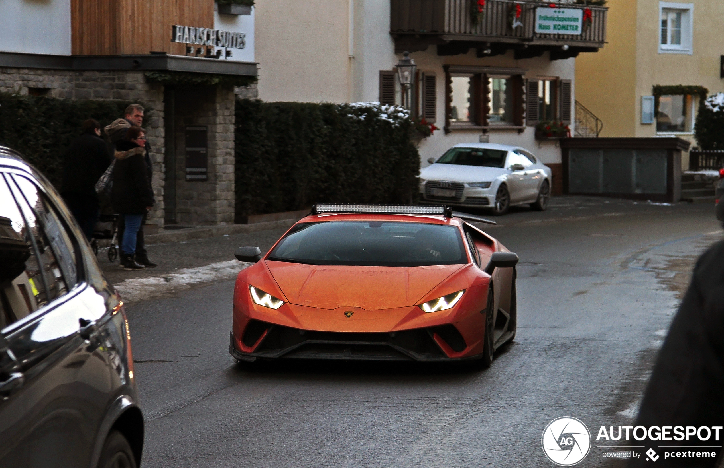 Lamborghini Huracán LP640-4 Performante