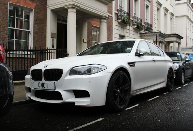 BMW M5 F10 2011