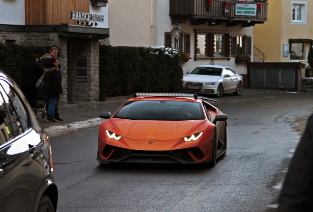 Lamborghini Huracán LP640-4 Performante