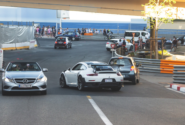 Porsche 991 GT2 RS Weissach Package