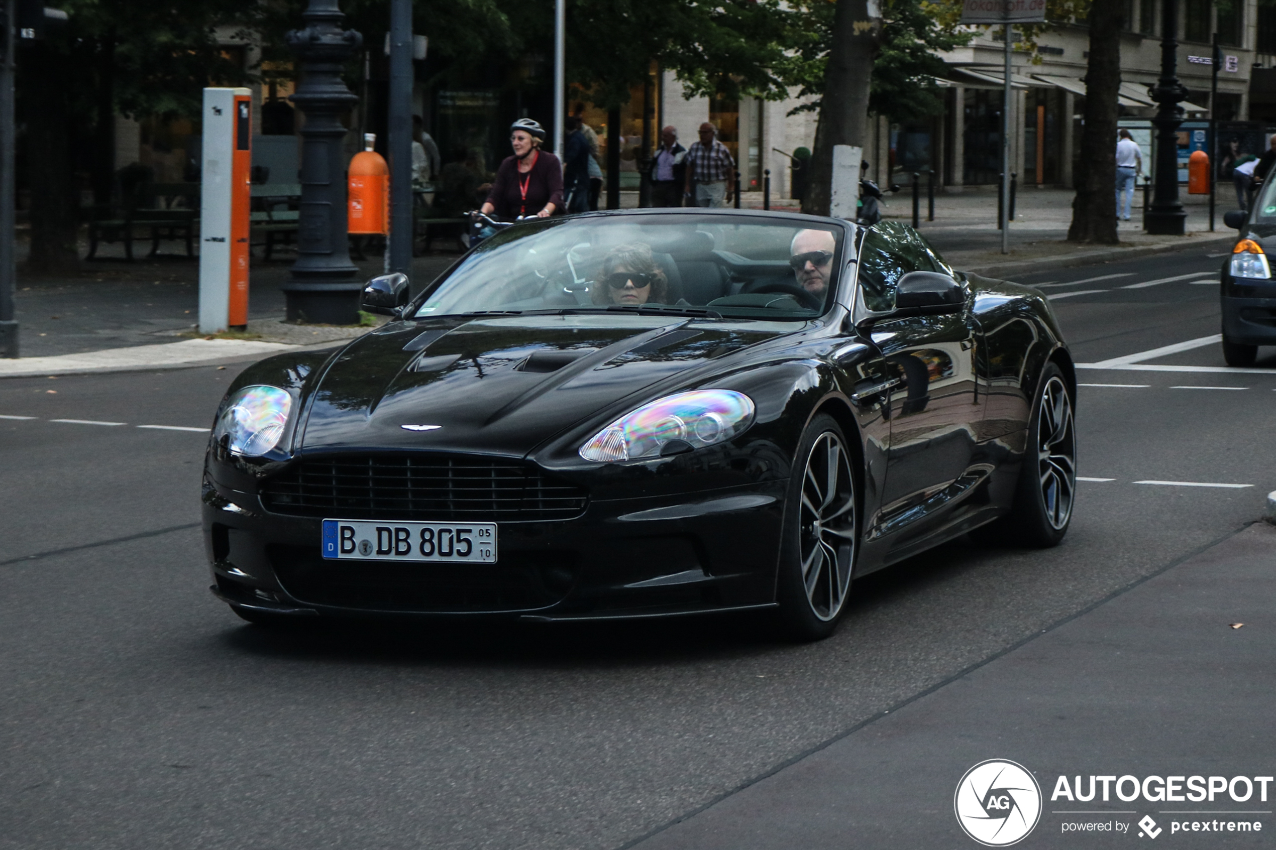 Aston Martin DBS Volante Ultimate Edition