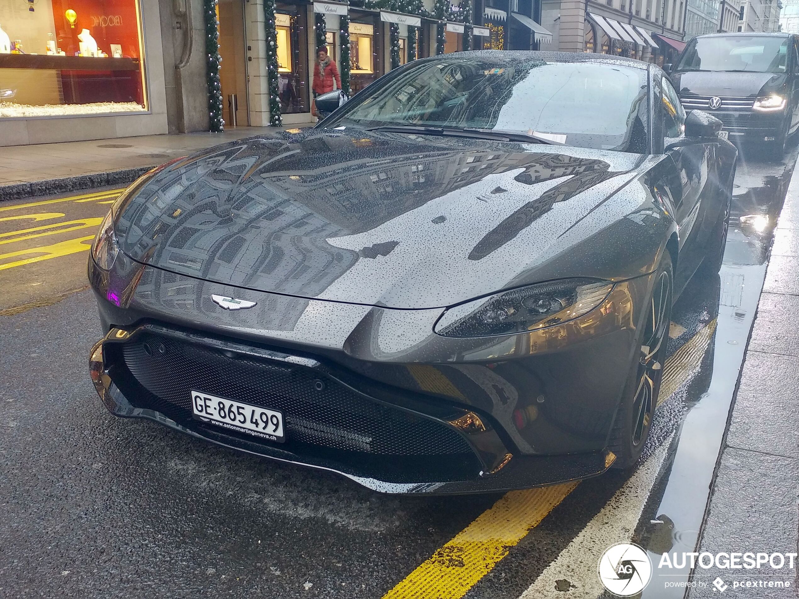 Aston Martin V8 Vantage 2018