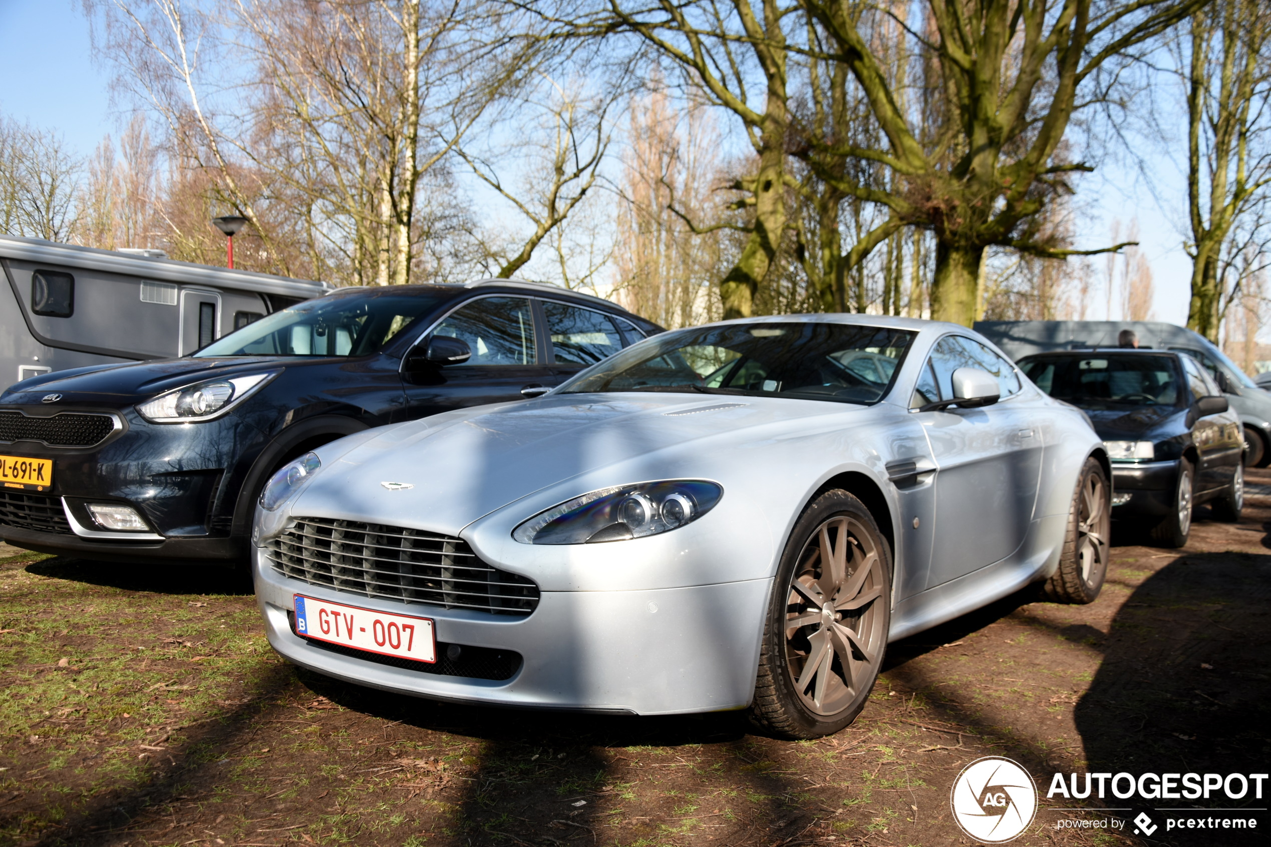 Aston Martin V8 Vantage