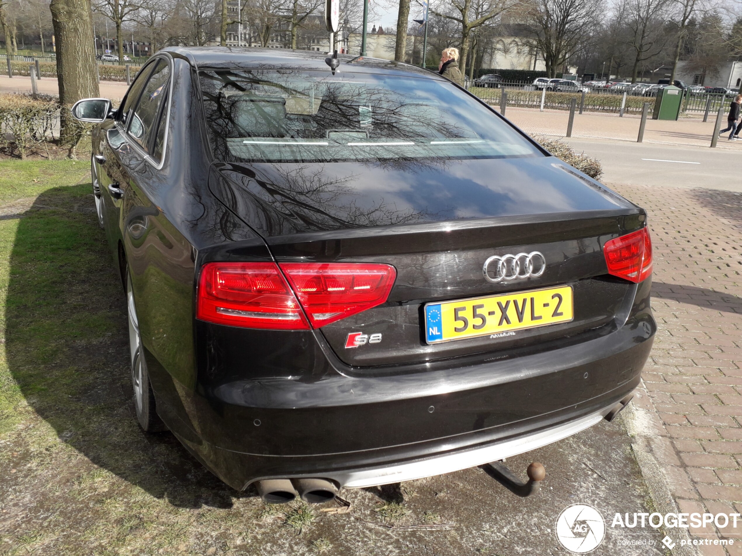 Audi S8 D4