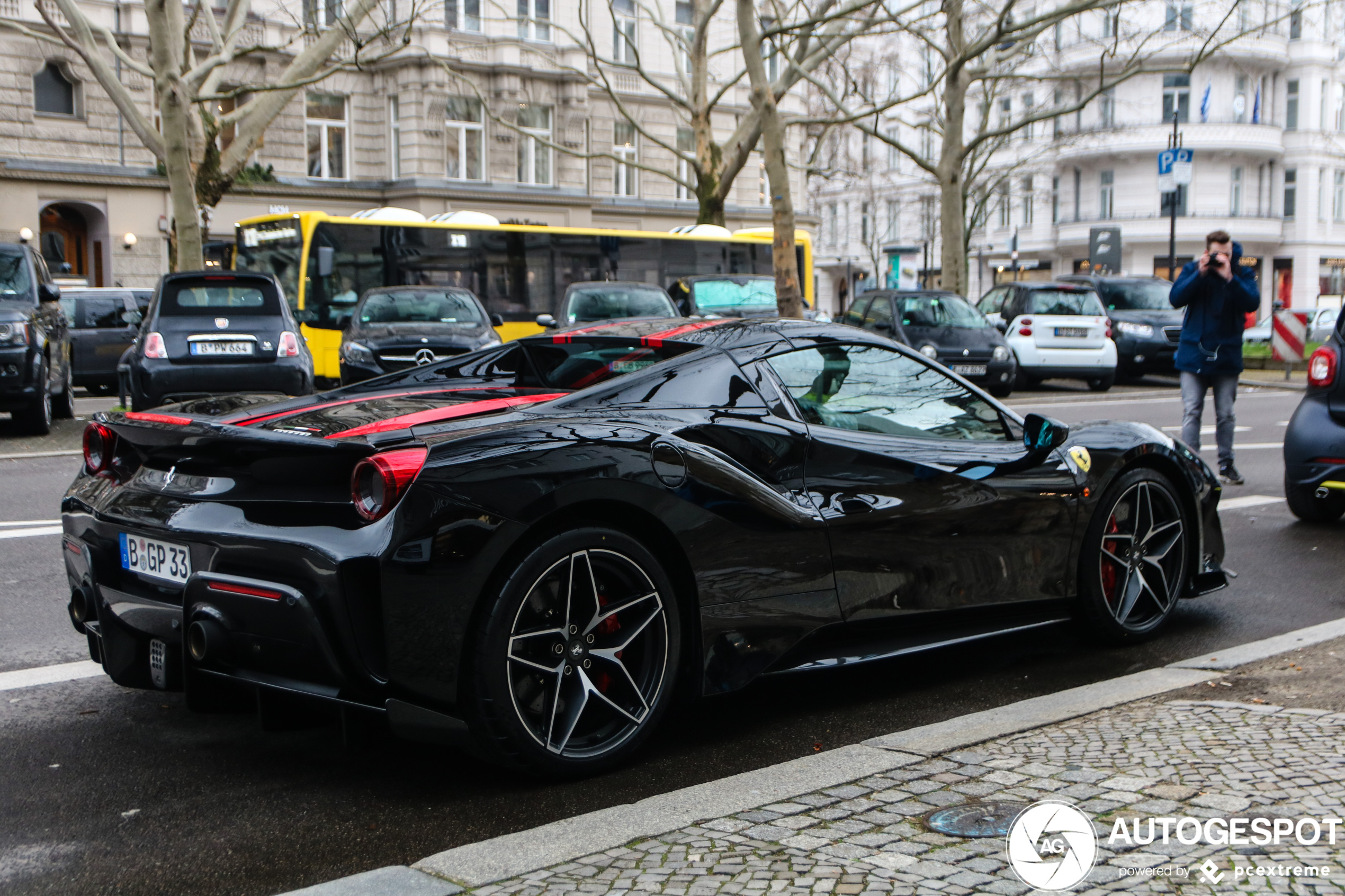 Tweemaal de prachtige Ferrari 488 Pista Spider gespot