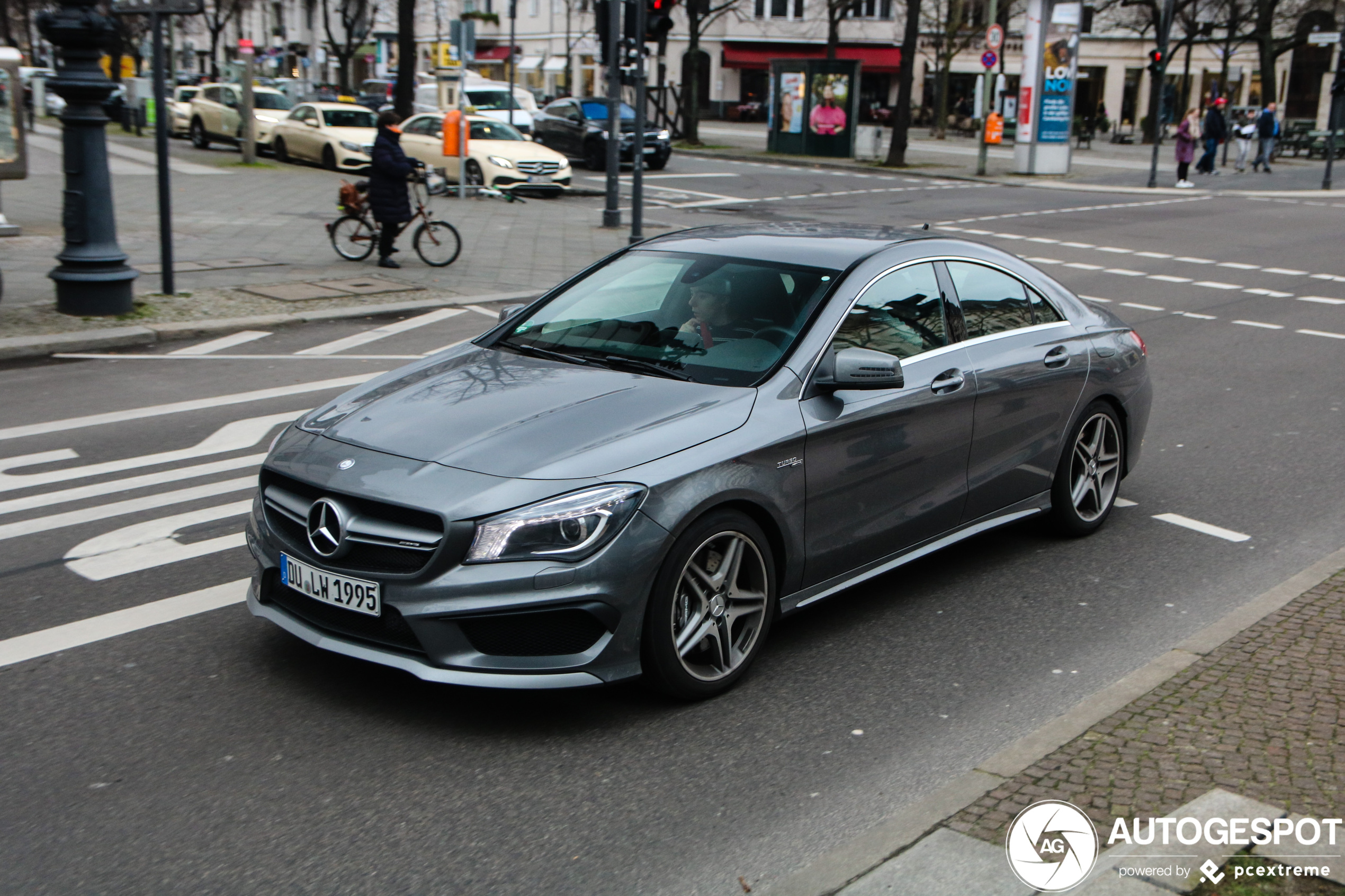 Mercedes-Benz CLA 45 AMG C117