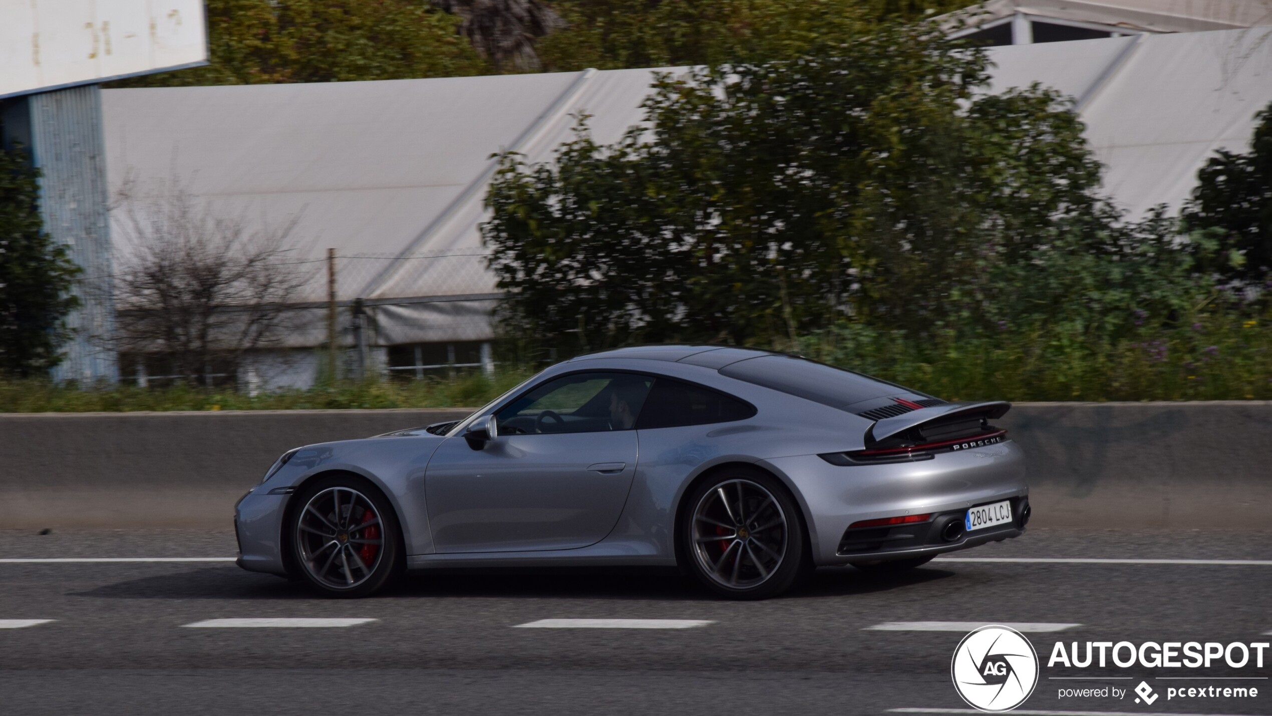 Porsche 992 Carrera 4S