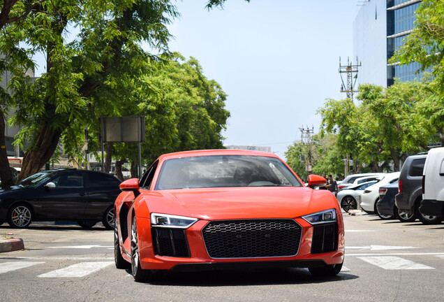 Audi R8 V10 2015