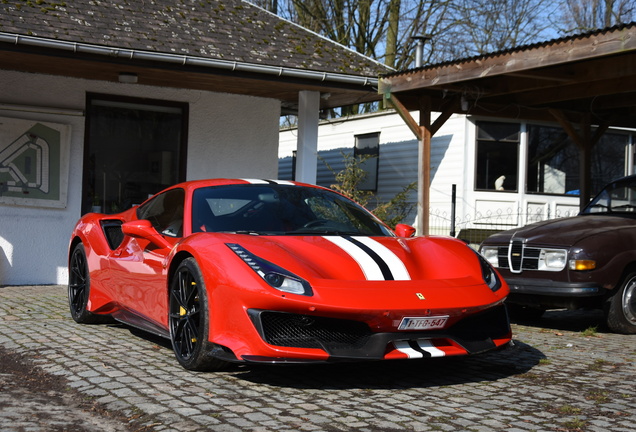 Ferrari 488 Pista