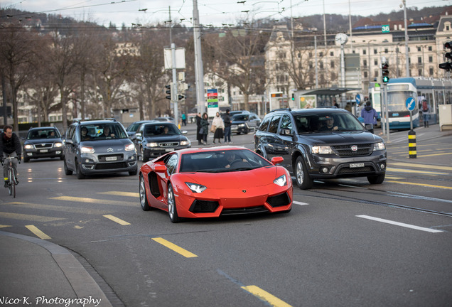 Lamborghini Aventador LP700-4