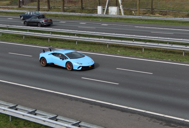 Lamborghini Huracán LP640-4 Performante