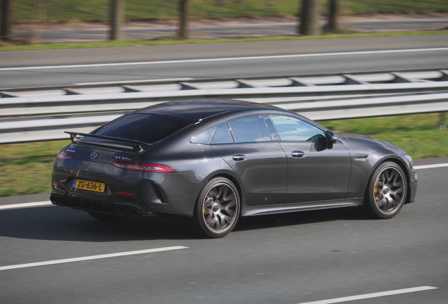 Mercedes-AMG GT 63 S X290