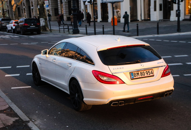 Mercedes-Benz CLS 63 AMG X218 Shooting Brake