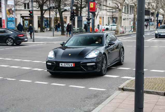 Porsche 971 Panamera Turbo Sport Turismo