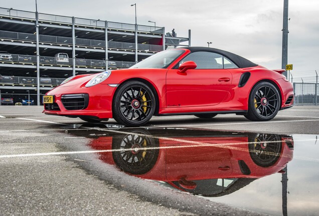 Porsche 991 Turbo S Cabriolet MkII