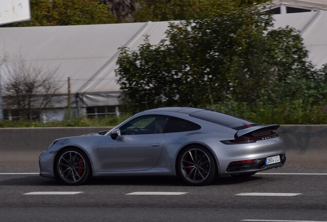 Porsche 992 Carrera 4S