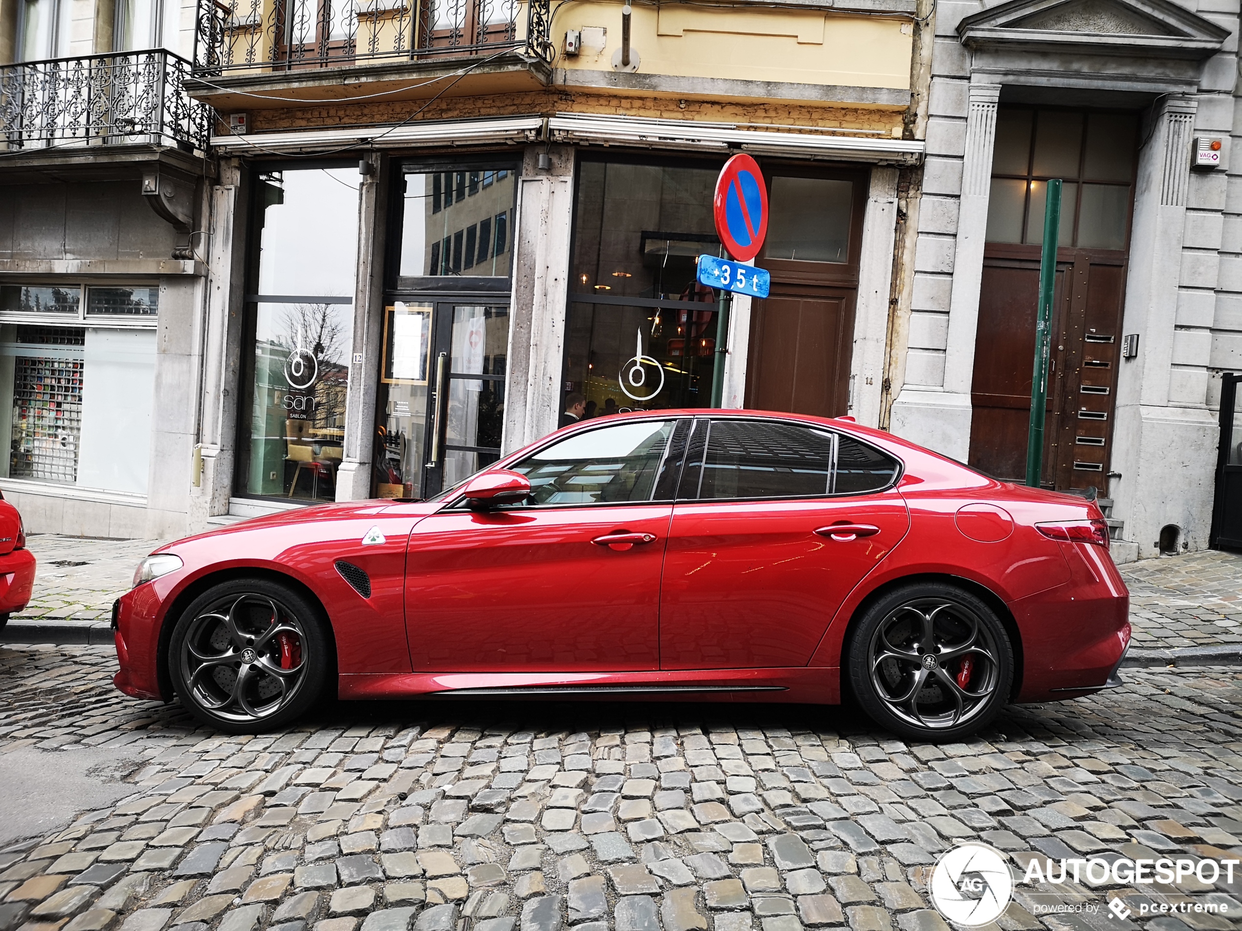 Alfa Romeo Giulia Quadrifoglio