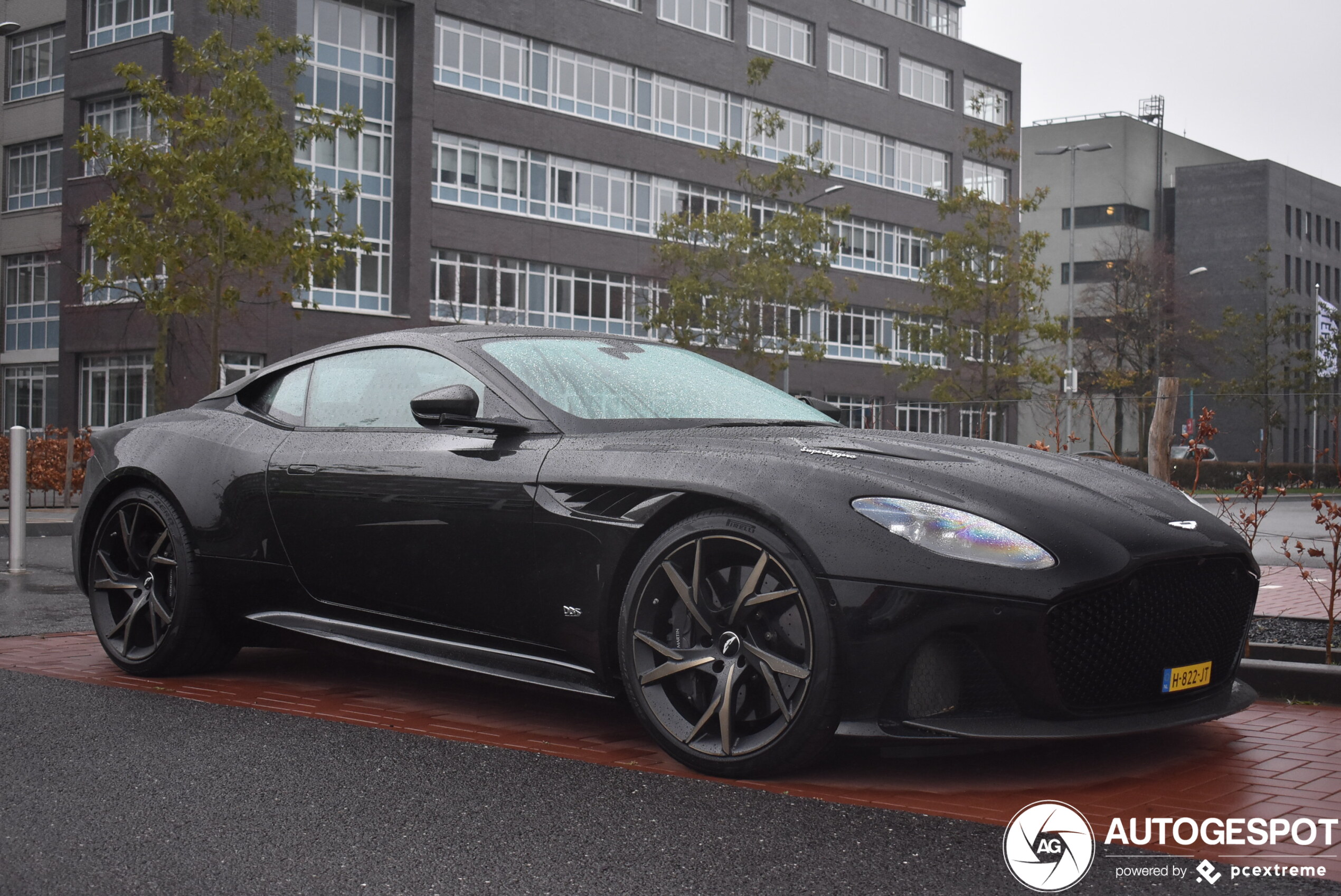 Aston Martin DBS Superleggera