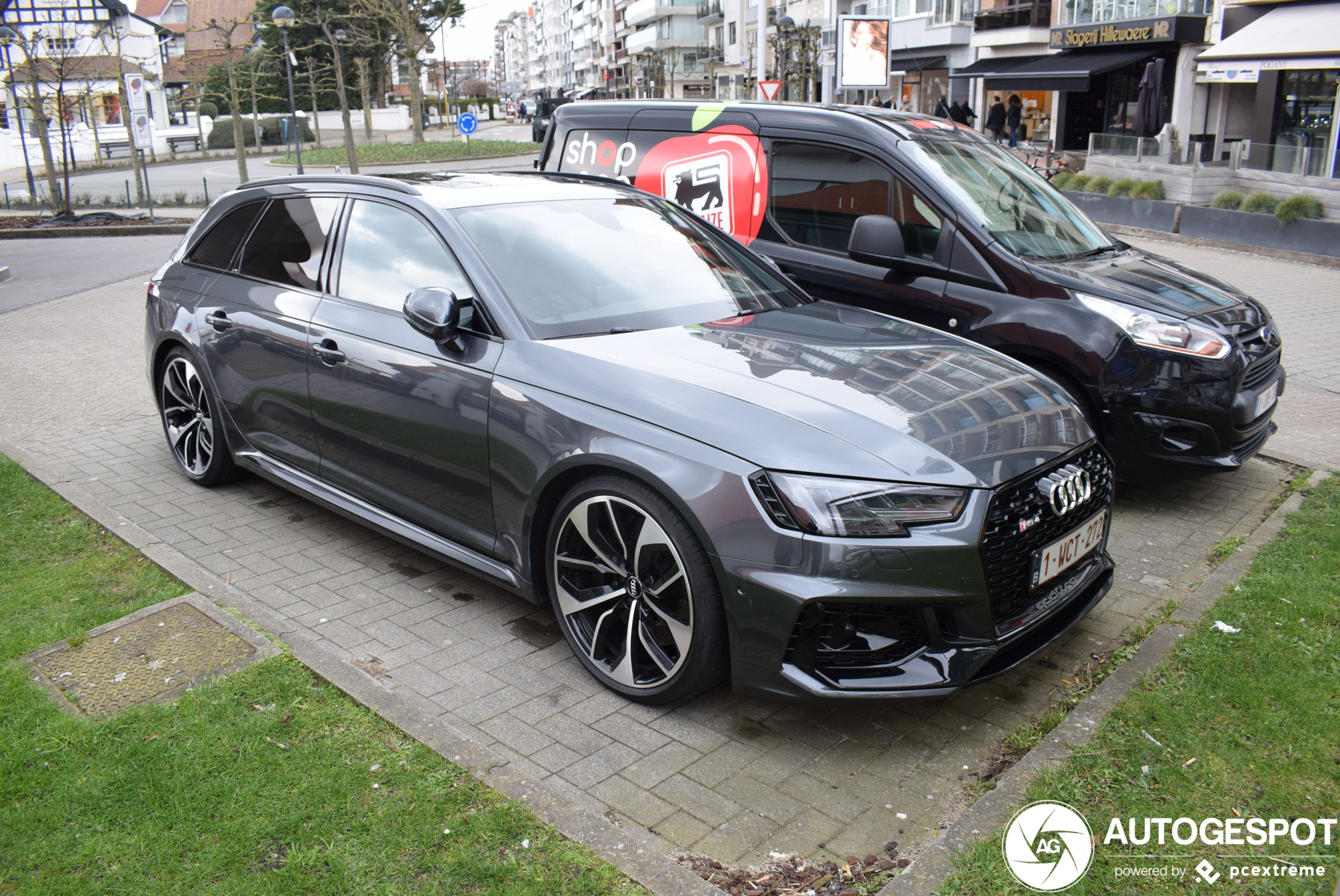 Audi RS4 Avant B9