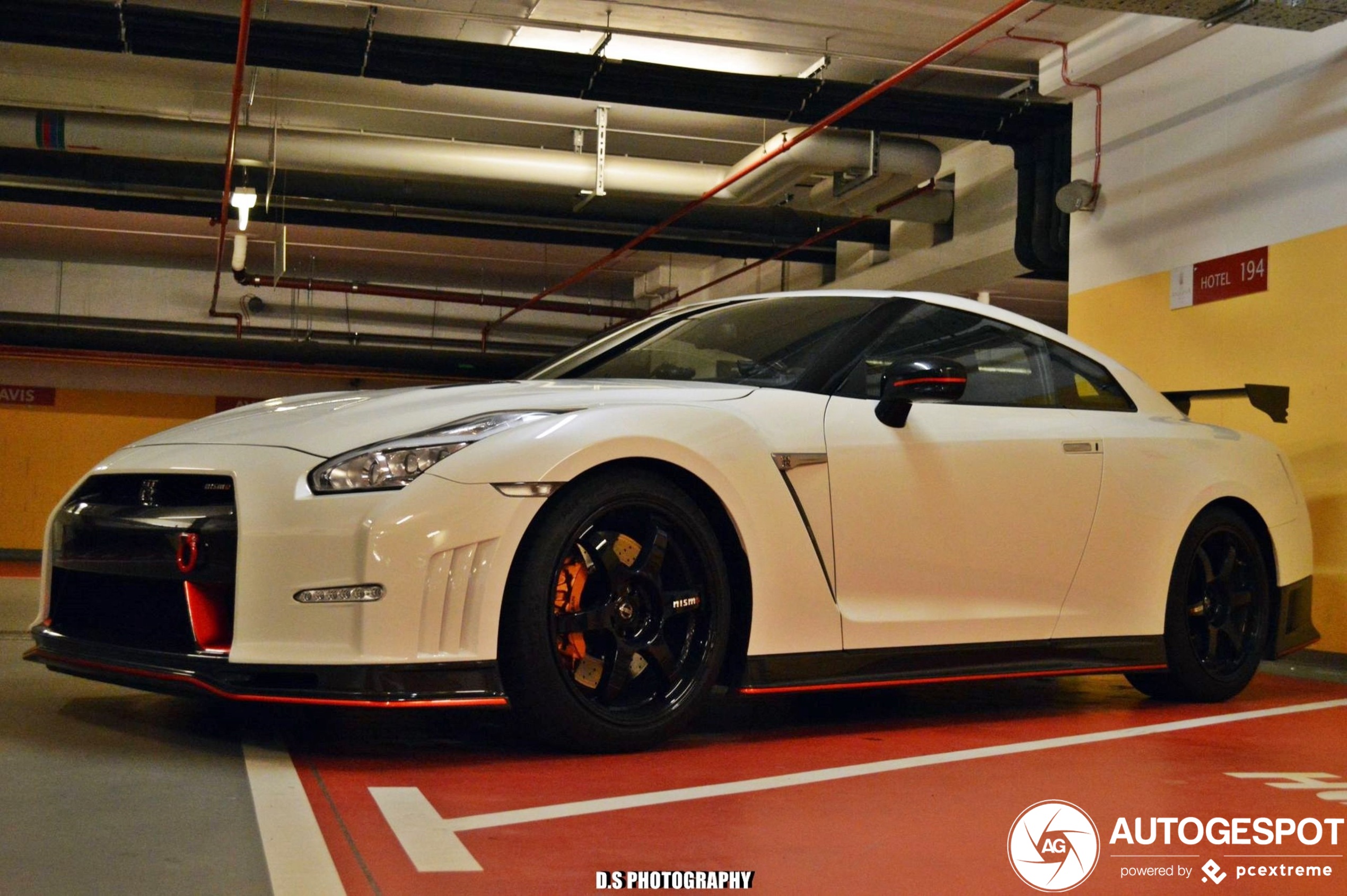 Nissan GT-R 2011 Nismo