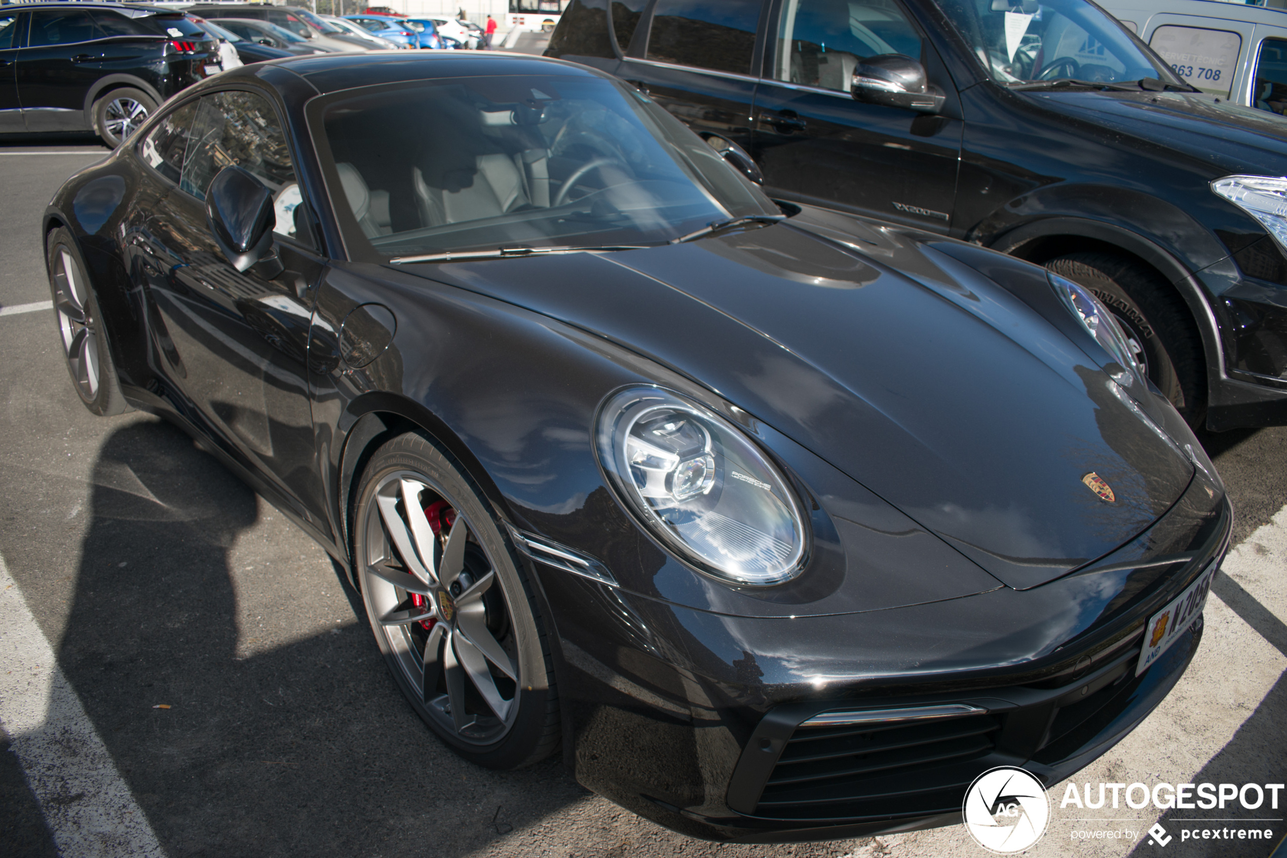 Porsche 992 Carrera 4S