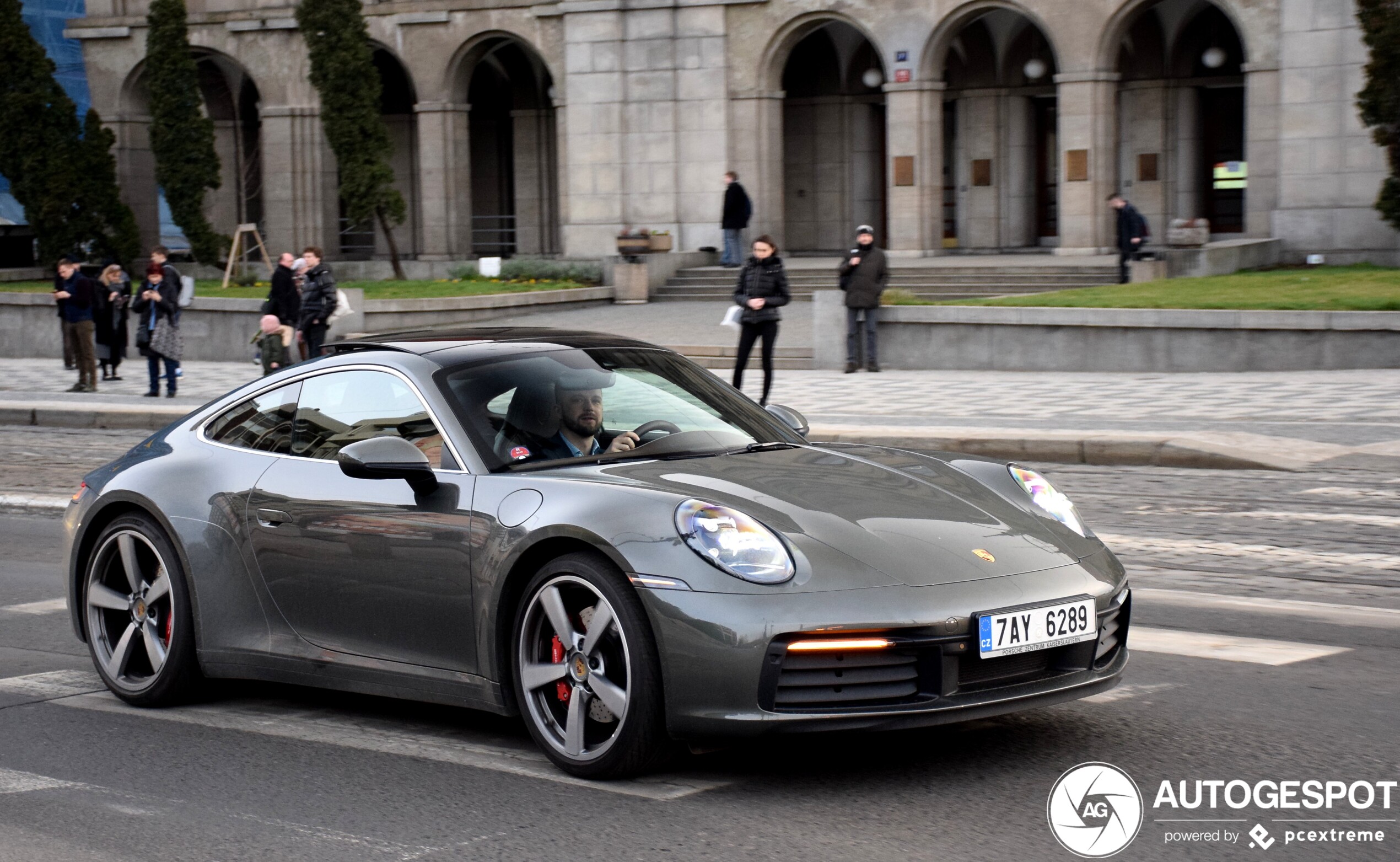 Porsche 992 Carrera S