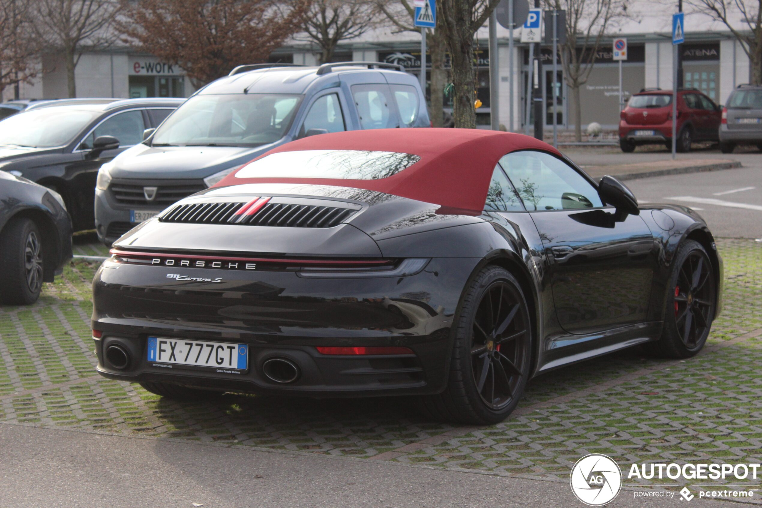 Porsche 992 Carrera S Cabriolet