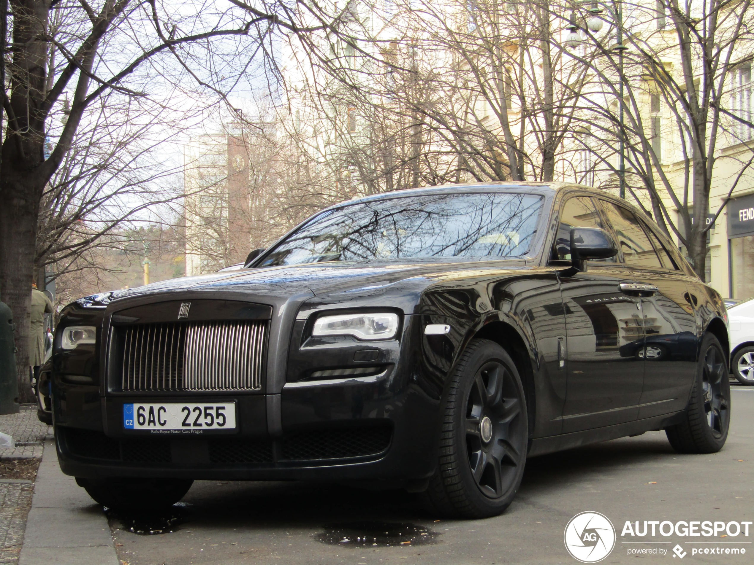 Rolls-Royce Ghost Series II Black Badge