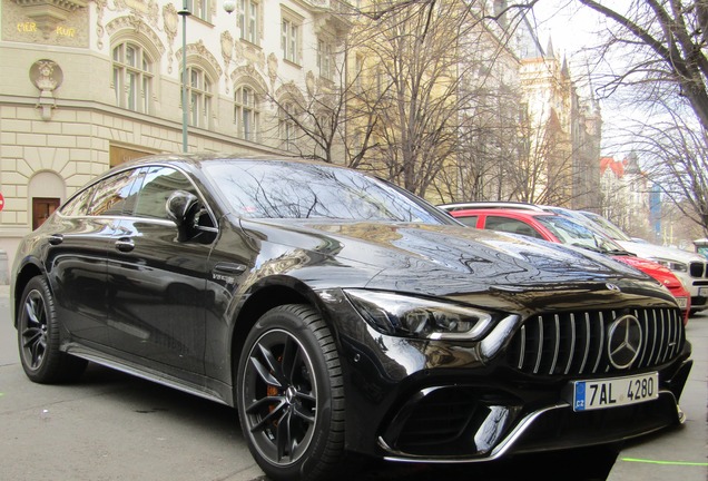 Mercedes-AMG GT 63 S X290