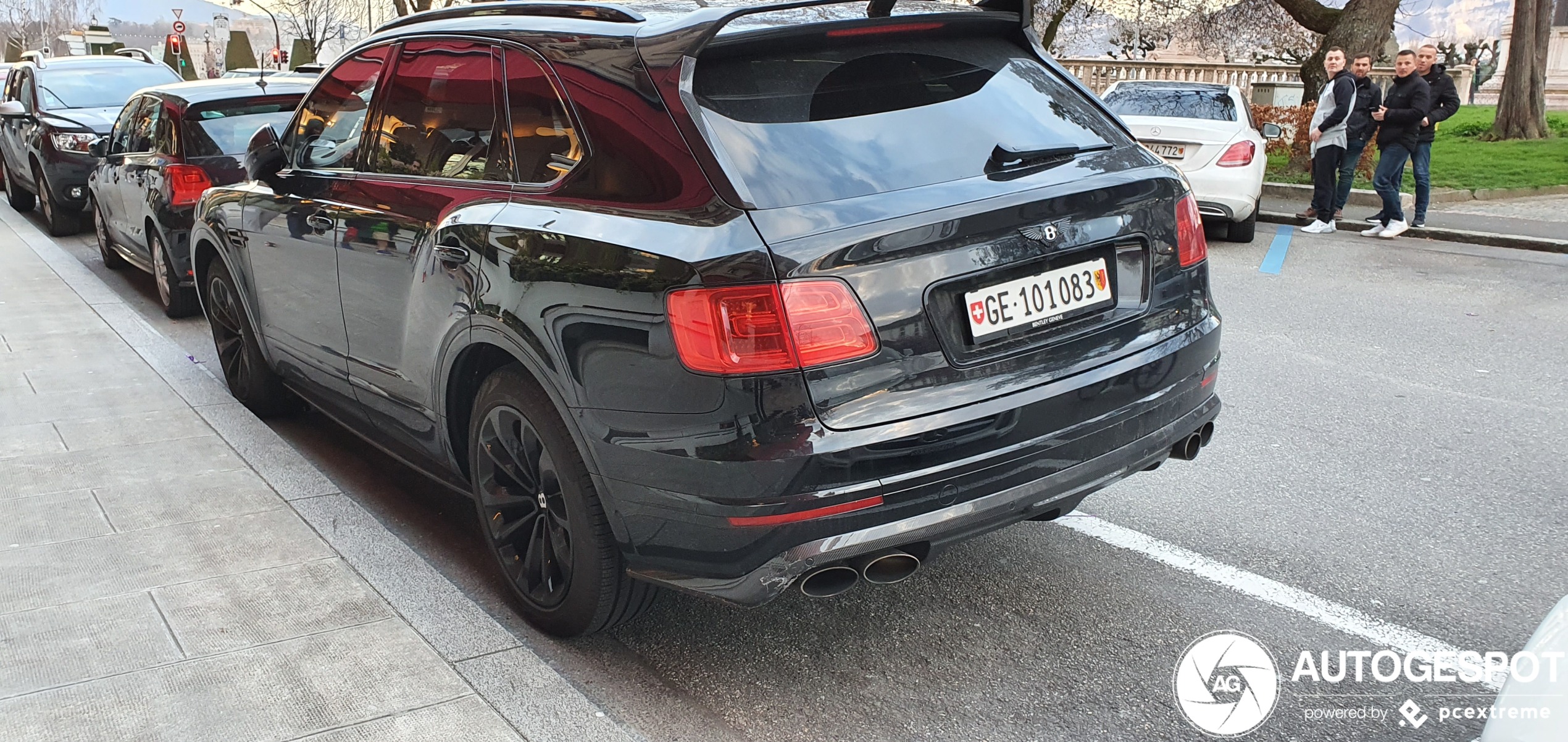 Bentley Bentayga Black Edition