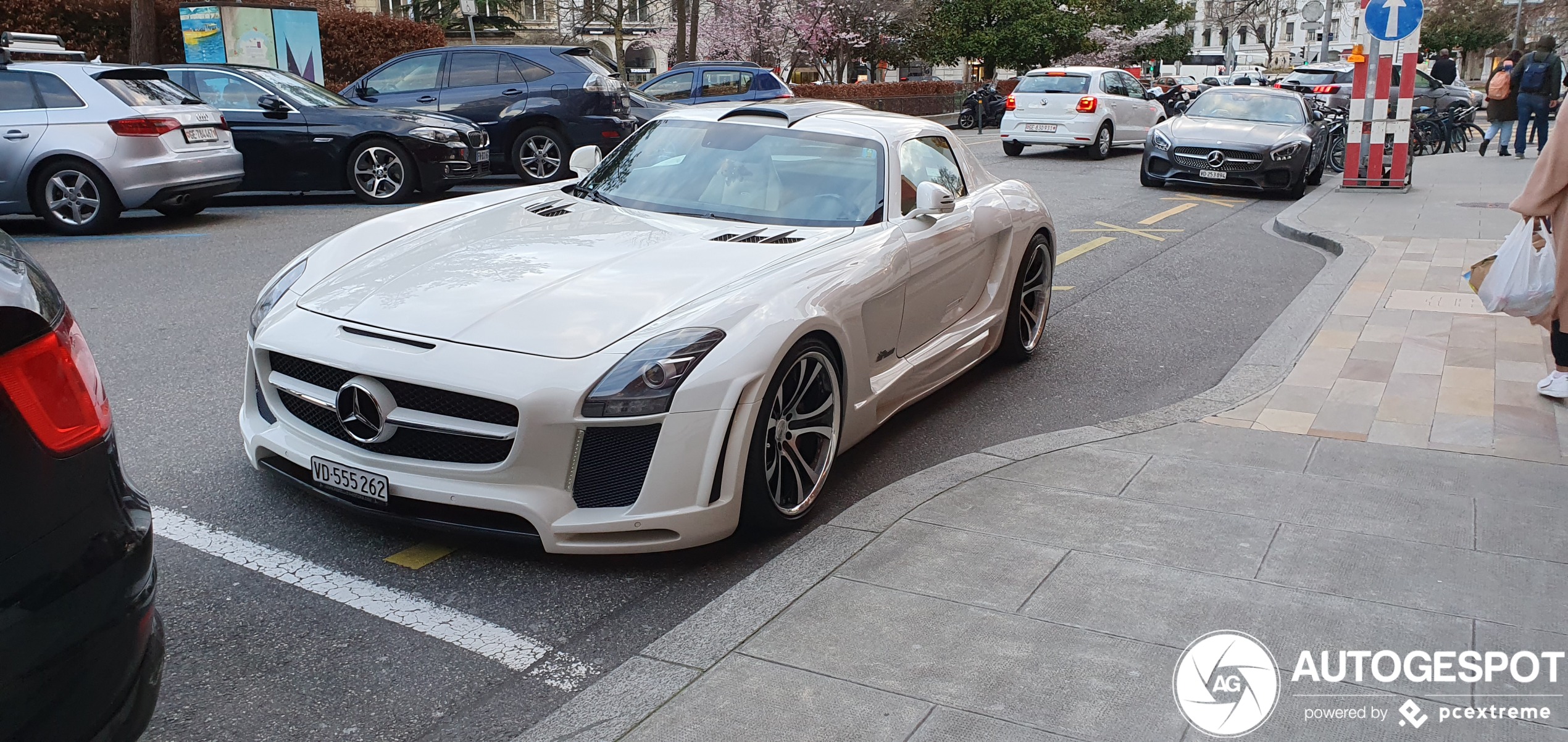 Mercedes-Benz FAB Design SLS AMG Gullstream