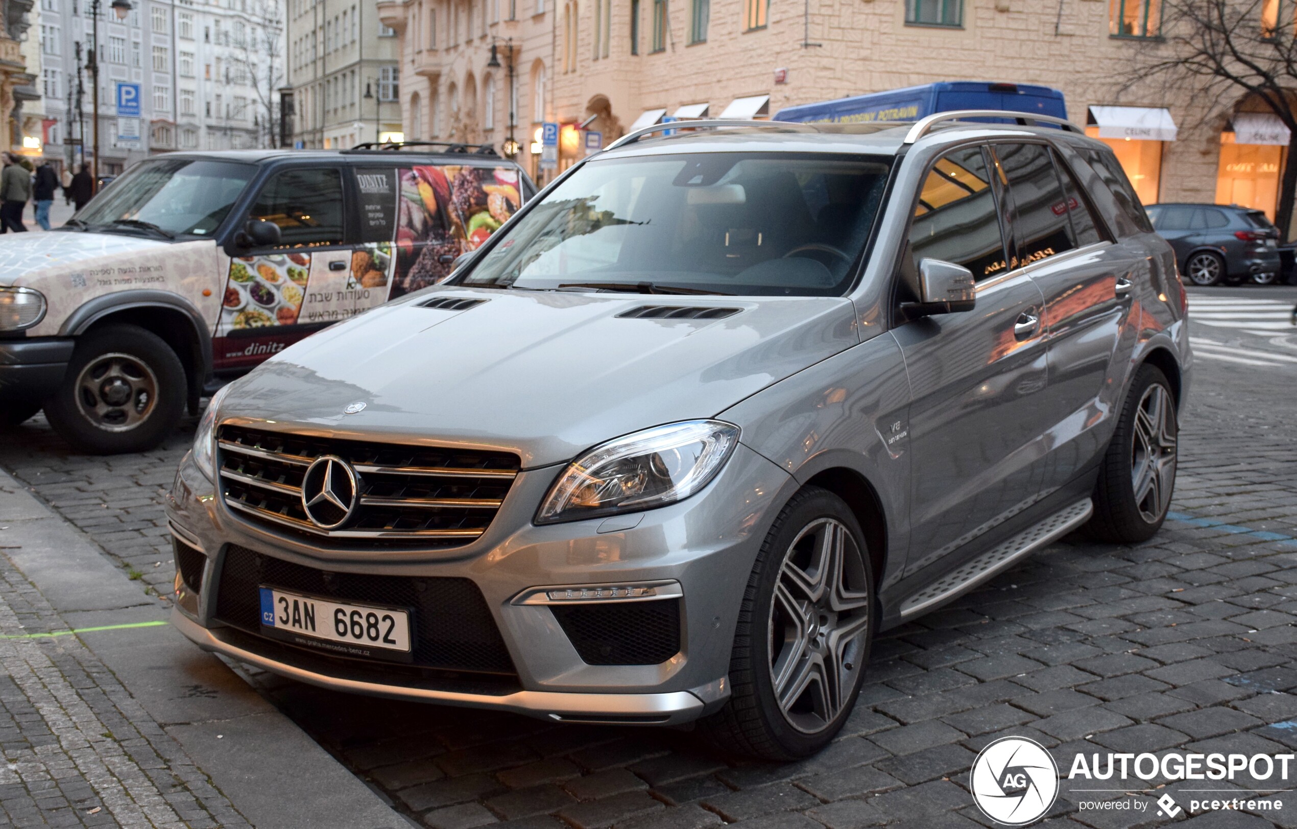 Mercedes-Benz ML 63 AMG W166