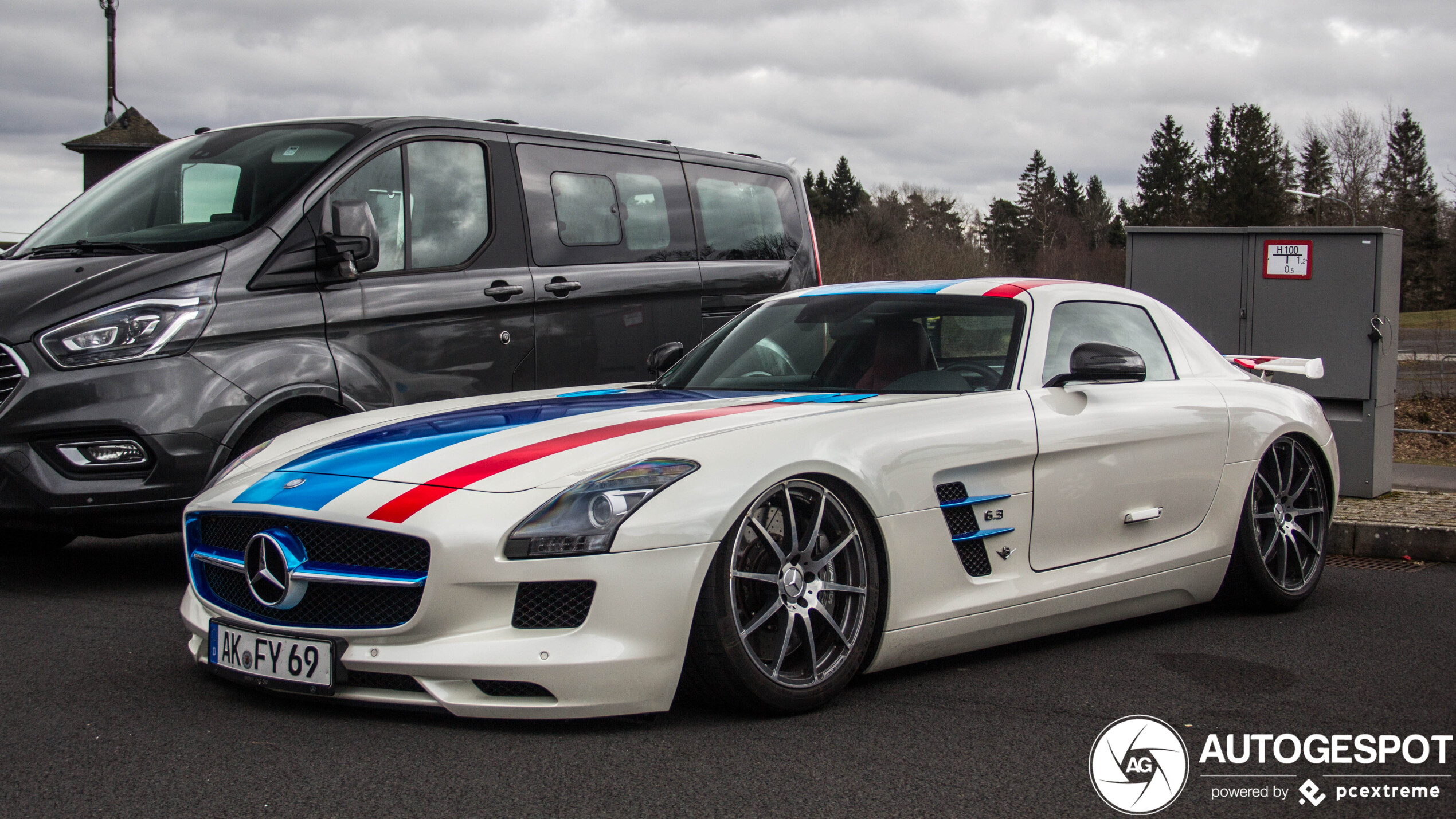 Mercedes-Benz SLS AMG